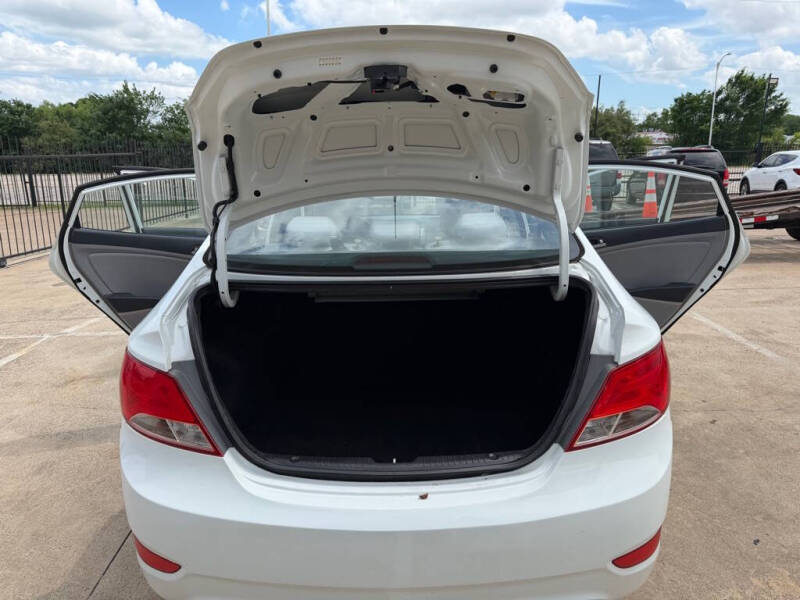 2015 Hyundai Accent GLS