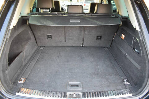 2011 Volkswagen Touareg VR6 Sport