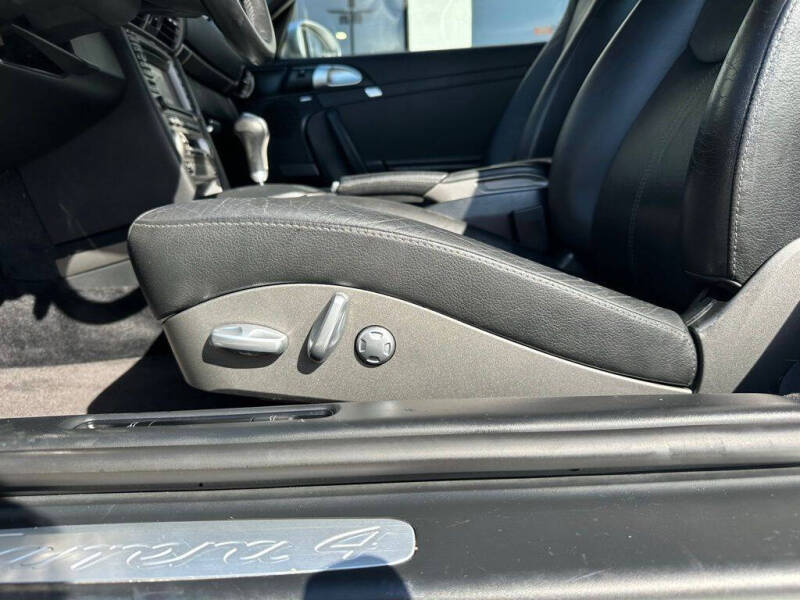 2006 Porsche 911 Carrera