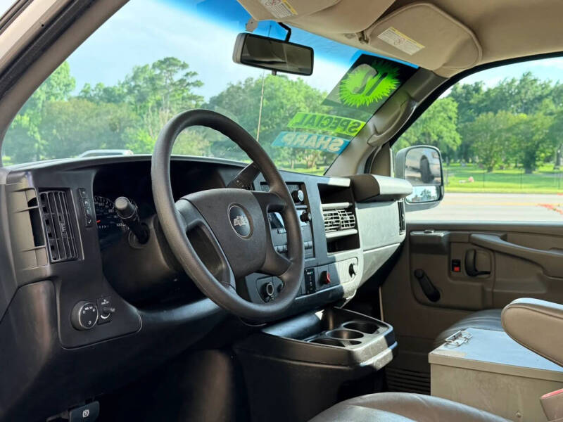 2013 Chevrolet Express 2500