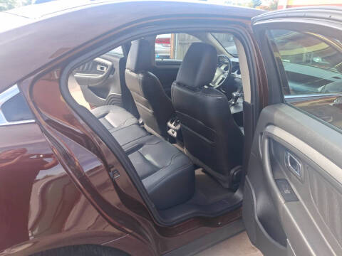 2010 Ford Taurus SEL