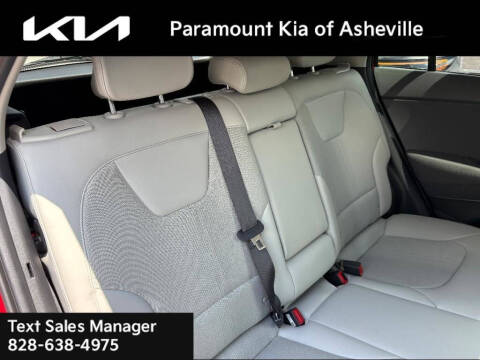 2025 Kia Niro EX Touring