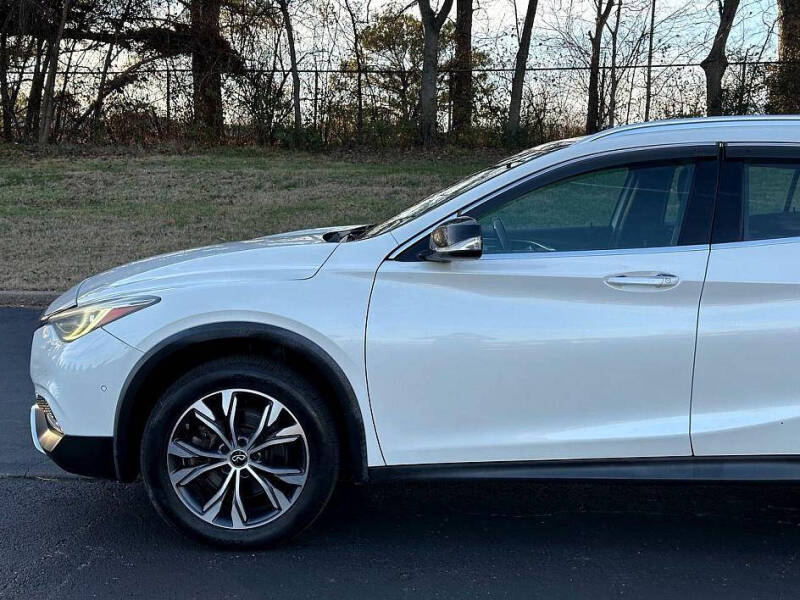 2017 Infiniti QX30