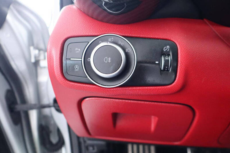 2017 Alfa Romeo Giulia Ti