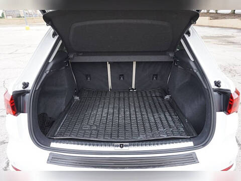 2020 Audi Q3 quattro S line Prem Plus 45 TFSI