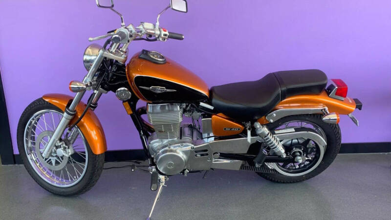 2012 Suzuki Boulevard S40