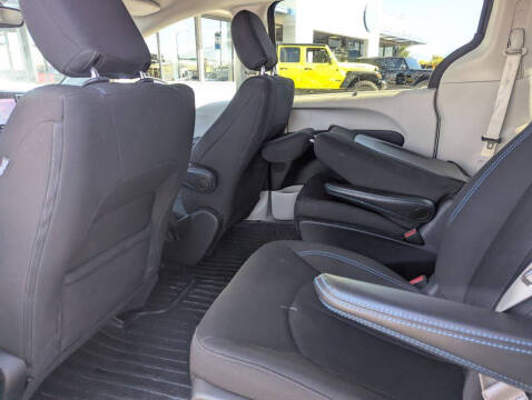 2021 Chrysler Pacifica Hybrid Touring