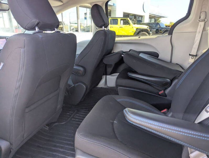 2021 Chrysler Pacifica Hybrid Touring