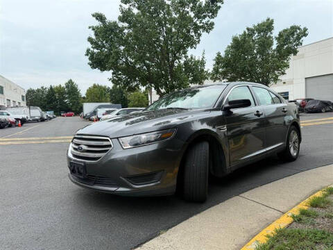 2015 Ford Taurus