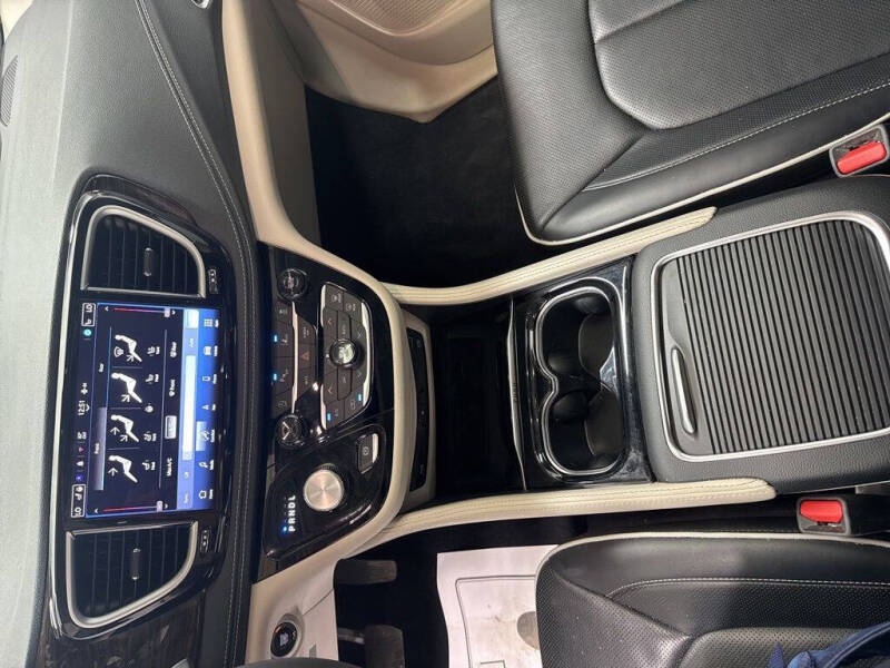 2024 Chrysler Pacifica Limited