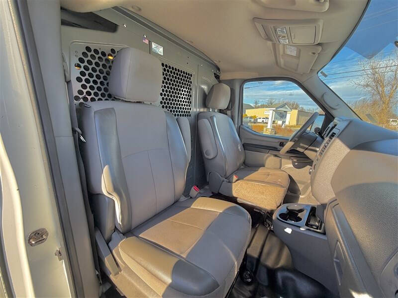 2016 Nissan NV