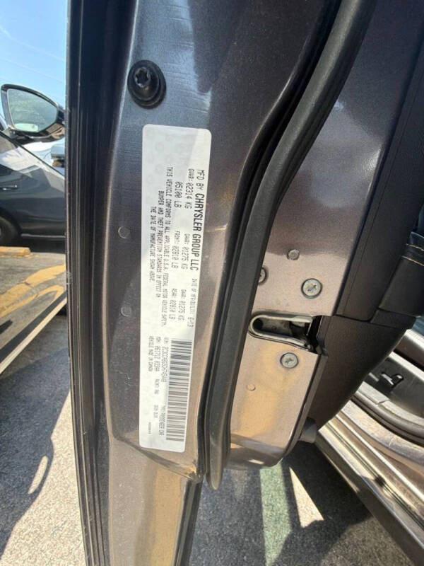 2013 Chrysler 300 S