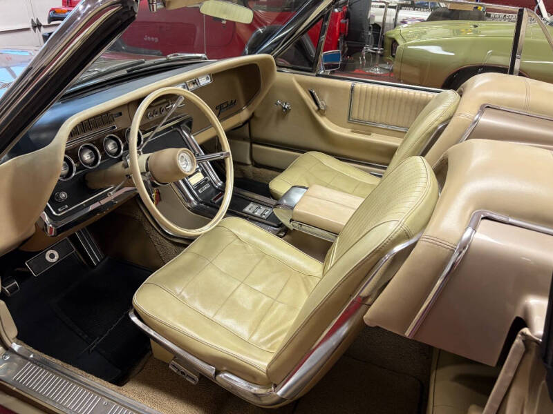 1966 Ford Thunderbird