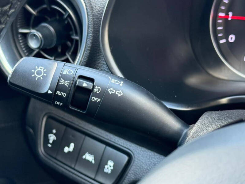 2021 Kia Forte GT Line