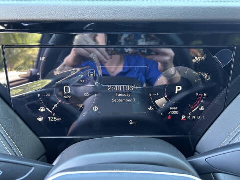 2025 GMC Yukon Elevation