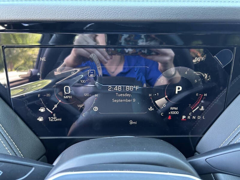 2025 GMC Yukon Elevation