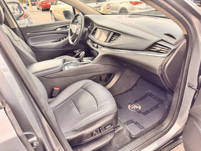 2018 Buick Enclave Essence