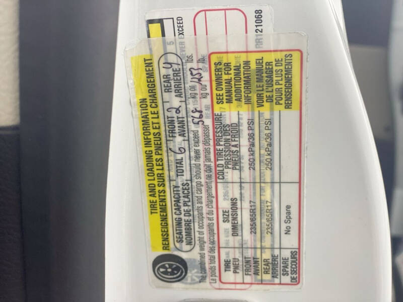 2024 Chrysler Voyager LX