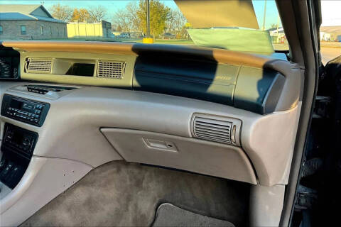 1993 Lincoln Mark VIII