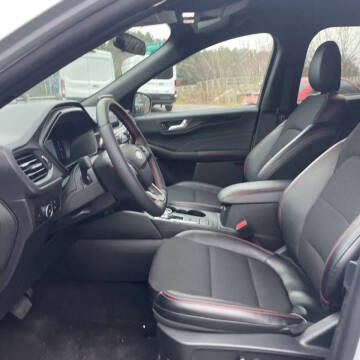 2025 Ford Escape ST-Line Select