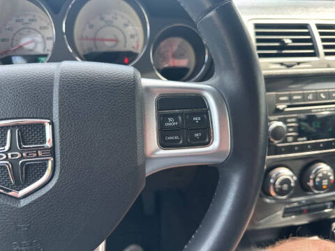 2012 Dodge Challenger SXT