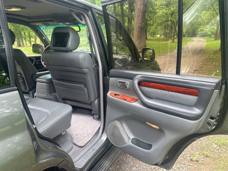 2002 Lexus LX 470