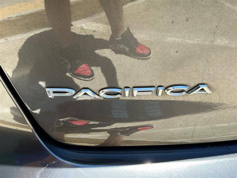 2018 Chrysler Pacifica Touring L