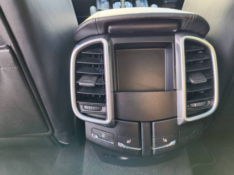 2016 Porsche Cayenne