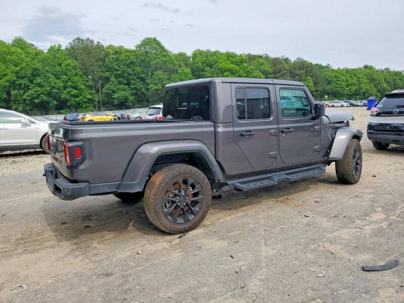 2024 Jeep Gladiator