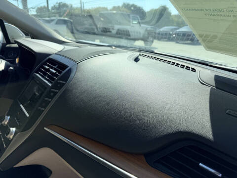 2017 Lincoln MKC Select