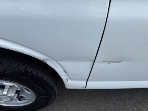 2015 Chevrolet Express LS 2500