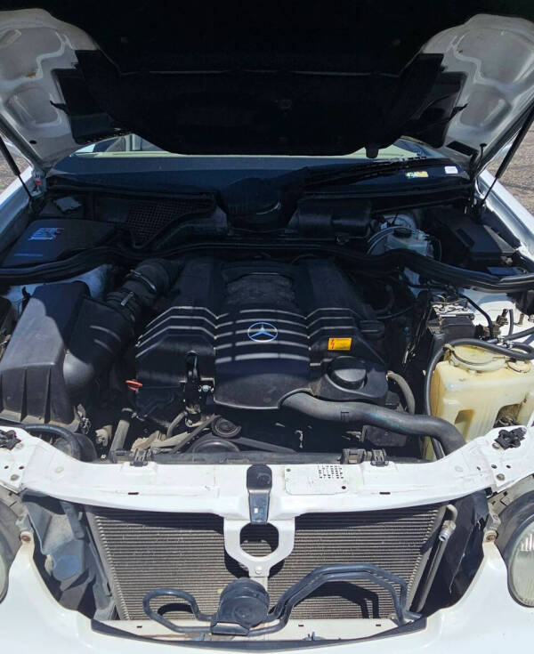 2001 Mercedes-Benz E-Class E 320