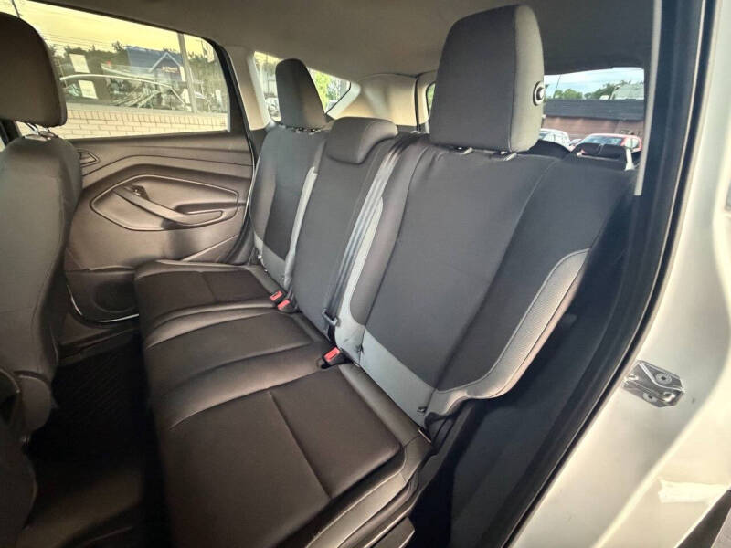 2015 Ford Escape S