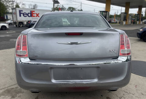 2013 Chrysler 300 C