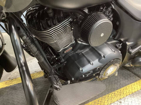 2020 Indian Springfield Dark Horse&#