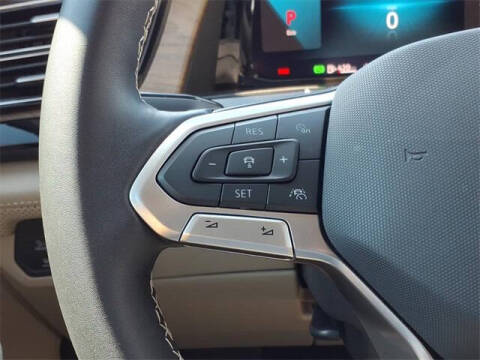 2025 Volkswagen Atlas SE