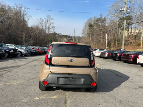 2015 Kia Soul +