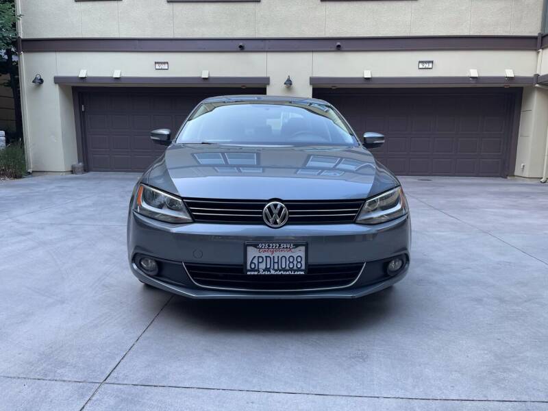2011 Volkswagen Jetta for sale at Ronnie Motors LLC in San Jose CA