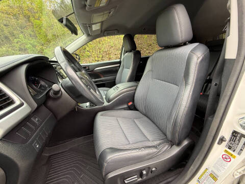 2015 Toyota Highlander LE Plus