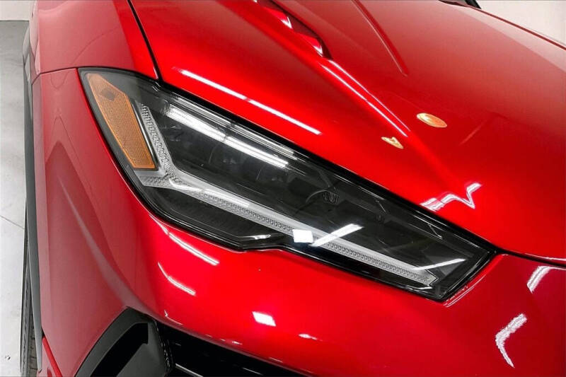 2023 Lamborghini Urus S