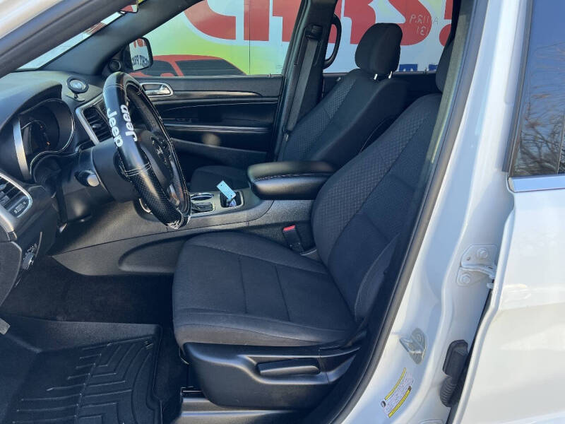 2018 Jeep Grand Cherokee Laredo