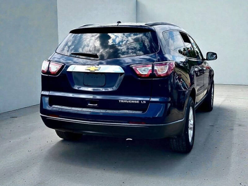 2015 Chevrolet Traverse LS