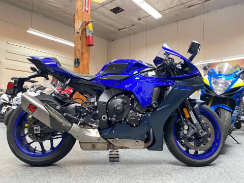 2023 Yamaha YZF-R1