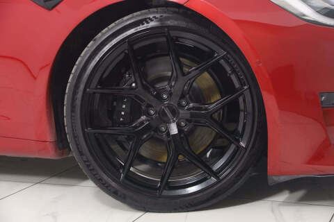 2022 Tesla Model S Plaid