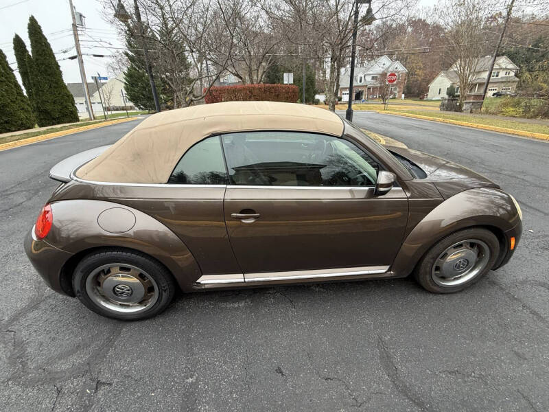 2013 Volkswagen Beetle Convertible 2.5L