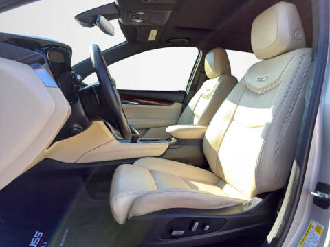 2017 Cadillac XT5 Premium Luxury