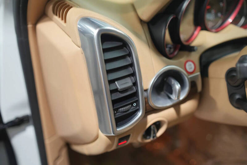 2014 Porsche Cayenne S Hybrid