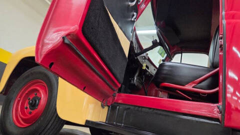 1953 International L-120 Series