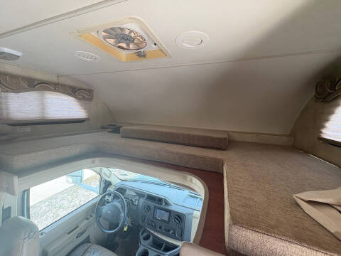 2012 Ford E-Series E-450 SD