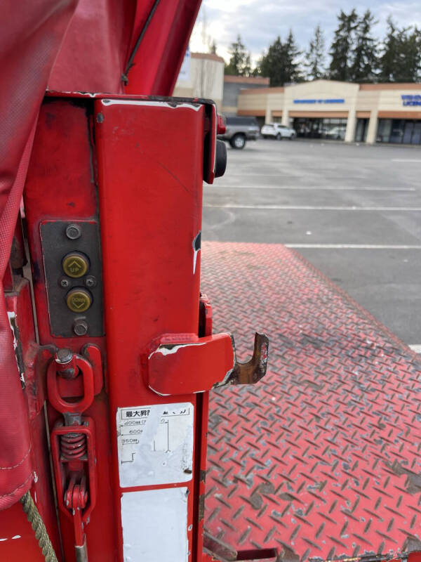 1998 Mitsubishi Canter